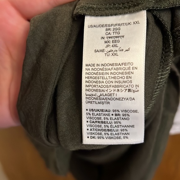 Daily Ritual Women’s Olive Green Jersey Oversized Bunch Sleeve - Picture 7 of 8